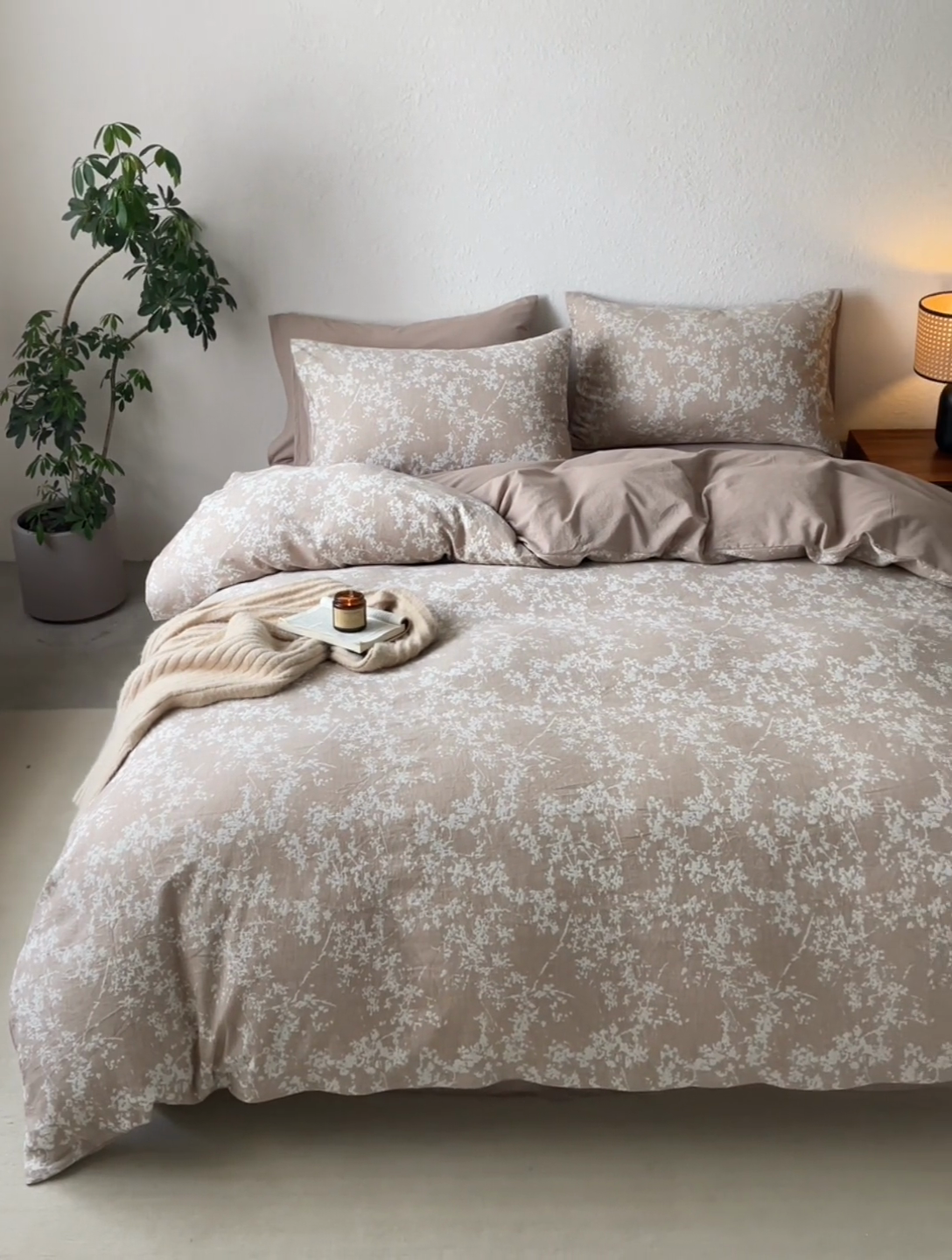 91家纺网 家纺一手货源 找家纺 安莱生活 2025新款三层纱大提花四件套-叶雨朦胧 叶雨朦胧-卡其