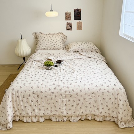 91家纺网 家纺一手货源 找家纺 玛奇朵 2024新款韩式荷叶边全棉双层皱皱纱夏被三件套 莉莉莎