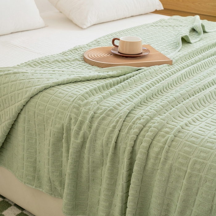 91家纺网 家纺一手货源 找家纺 乐家毛巾被（工厂自产自销） 2024新款简约方块格毛圈 绿色