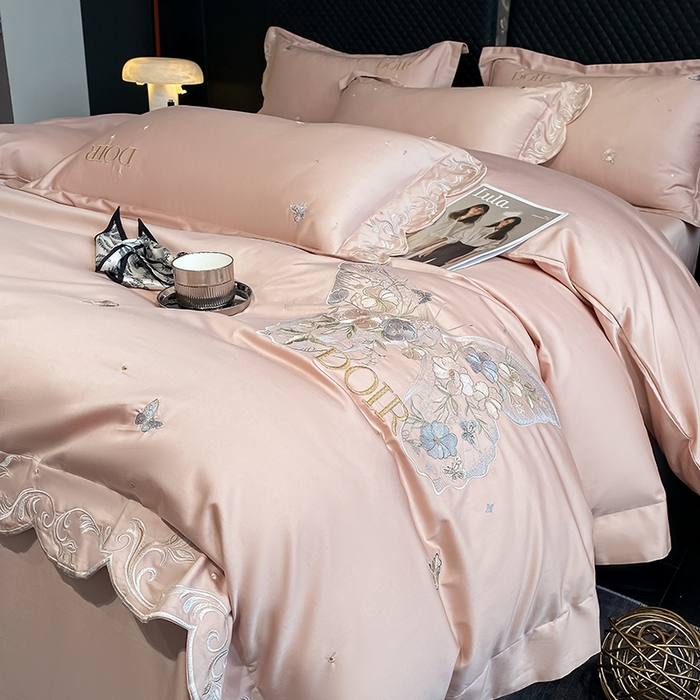 91家纺网 家纺一手货源 找家纺 狂想家 2025新款水洗真丝轻奢款系列四件套 米莉玉粉