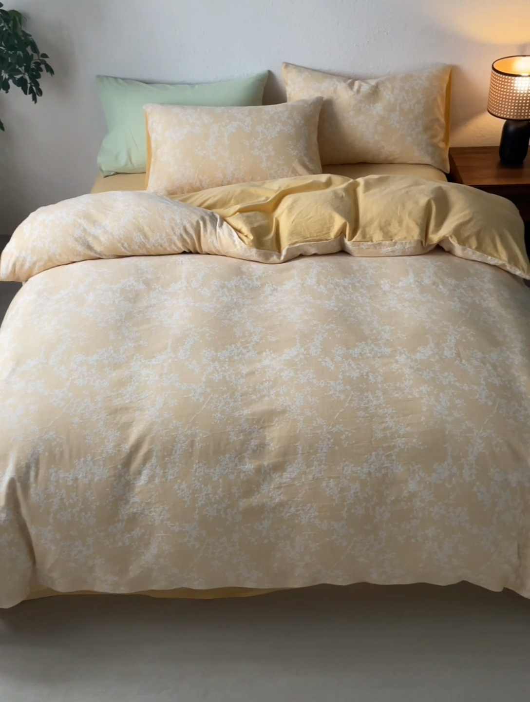 91家纺网 家纺一手货源 找家纺 安莱生活 2025新款三层纱大提花四件套-叶雨朦胧 叶雨朦胧-姜黄