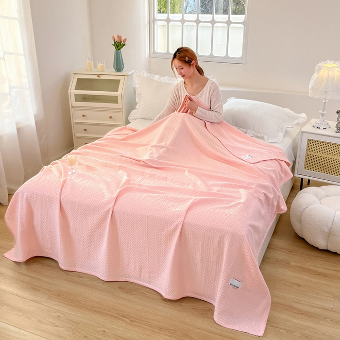 91家纺网 家纺一手货源 找家纺 乐家毛巾被（工厂自产自销） 2024新款全棉华夫格毛巾被 粉色