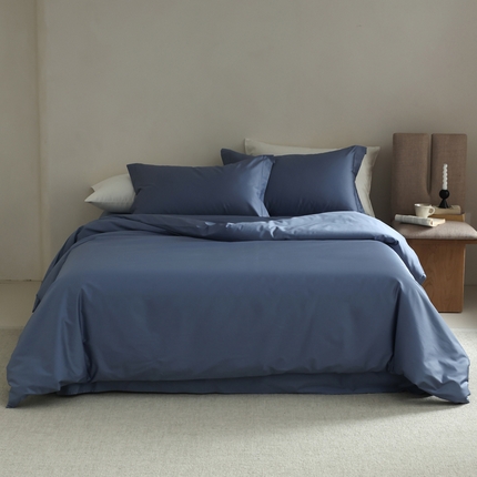 91家纺网 家纺一手货源 找家纺 轩和 2024新款70支埃及匹马棉纯棉纯色四件套风格二 珐琅蓝