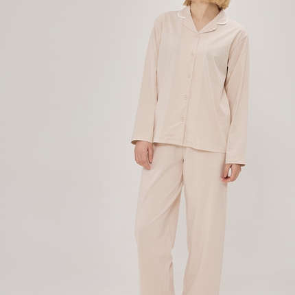 91家纺网 家纺一手货源 找家纺 EH 2024新款全棉男女情侣款家居服-女款翻领 杏仁粉