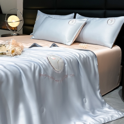 91家纺网 家纺一手货源 找家纺 （总）绘萱家居 2025爆款绣花水洗天丝夏被四件套水洗真丝夏被冰丝夏凉被空调被-南希