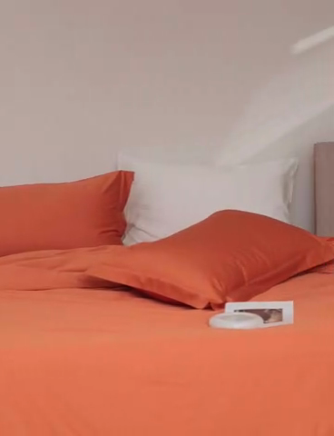 91家纺网 家纺一手货源 找家纺 轩和 2024新款70支埃及匹马棉纯棉纯色四件套风格二 玛仕橙