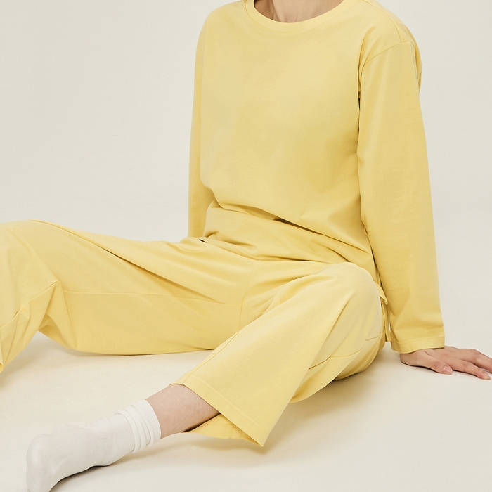 91家纺网 家纺一手货源 找家纺 EH 2024新款全棉男女情侣款家居服-男女款圆领 女款鹅黄色