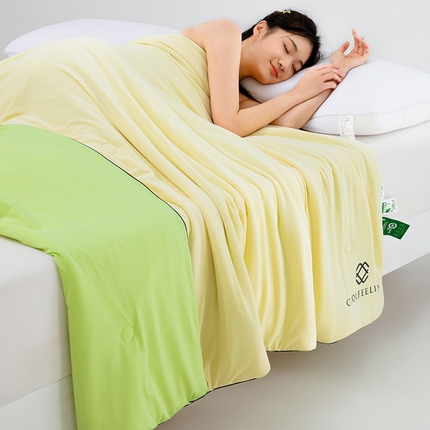 若未家居 2025新款锦氨天丝冰肌被（填充物为20%莱赛尔纤维+80%超细纤维）  黄桃色