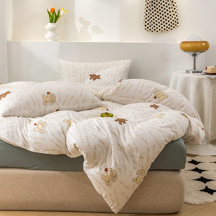 91家纺网 家纺一手货源 找家纺 优姿家纺2024新款A类全棉针织棉系列四件套 菲尔熊-绿