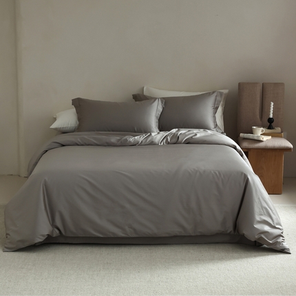 91家纺网 家纺一手货源 找家纺 轩和 2024新款70支埃及匹马棉纯棉纯色四件套风格二 锦缎灰