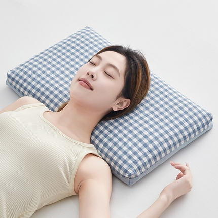 91家纺网 家纺一手货源 找家纺 乐可 2024新款水洗棉荞麦双拼枕 水洗棉双拼荞麦枕-浅蓝