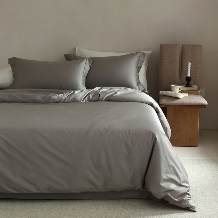 91家纺网 家纺一手货源 找家纺 轩和 2024新款70支埃及匹马棉纯棉纯色四件套风格二 锦缎灰