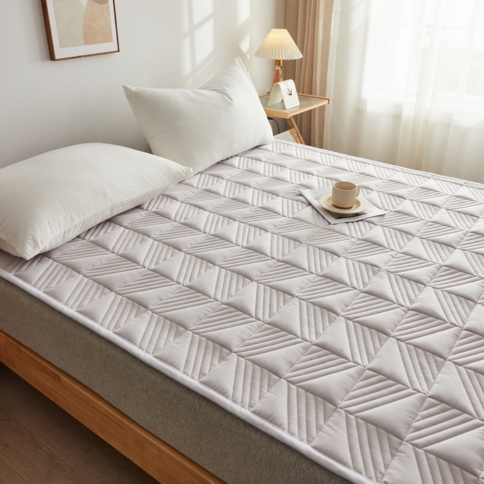 91家纺网 家纺一手货源 找家纺 祁恋婷家居 2024新款A类全棉夹棉床护垫 月光灰