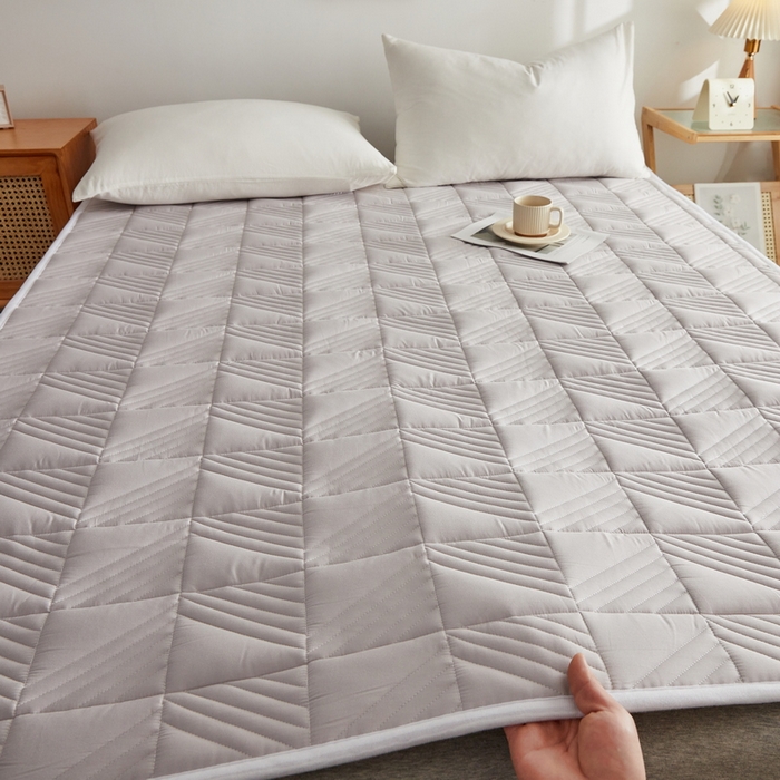 91家纺网 家纺一手货源 找家纺 祁恋婷家居 2024新款A类全棉夹棉床护垫 月光灰