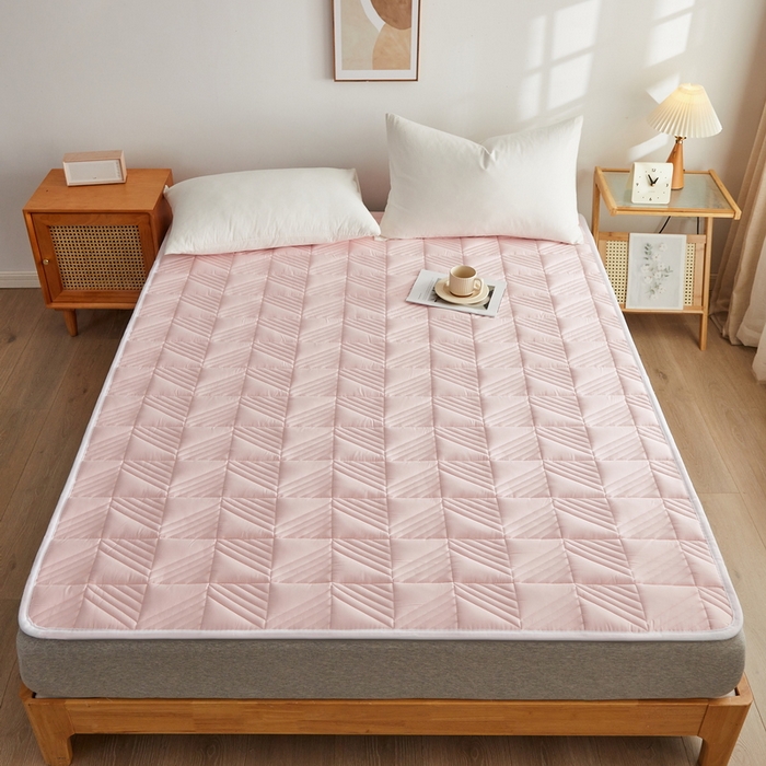 91家纺网 家纺一手货源 找家纺 祁恋婷家居 2024新款A类全棉夹棉床护垫 豆沙粉