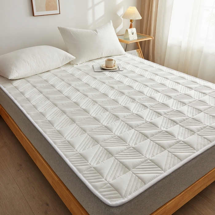 91家纺网 家纺一手货源 找家纺 祁恋婷家居 2024新款A类全棉夹棉床护垫 典雅白