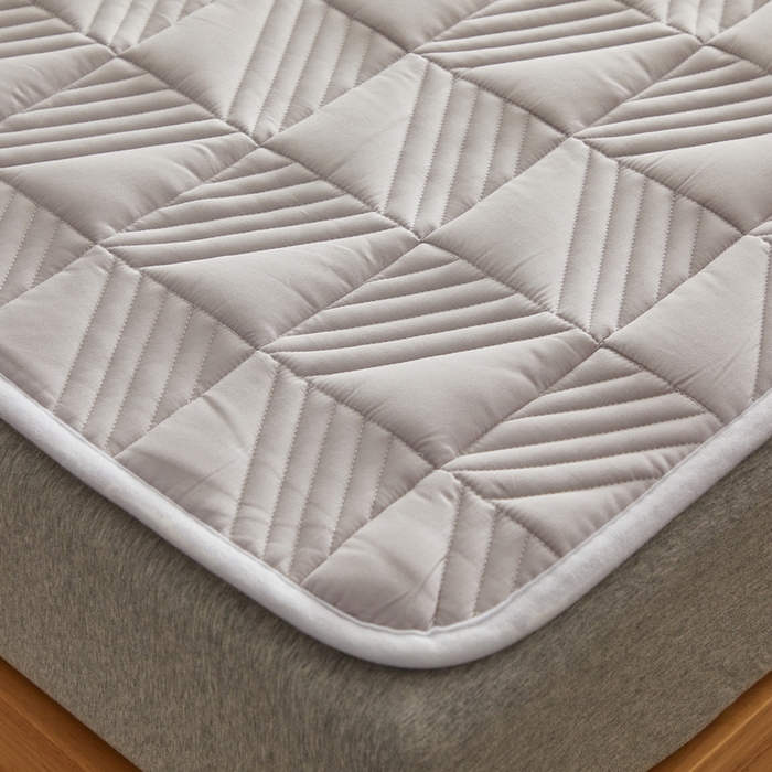 91家纺网 家纺一手货源 找家纺 祁恋婷家居 2024新款A类全棉夹棉床护垫 月光灰