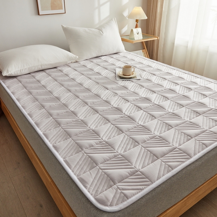 91家纺网 家纺一手货源 找家纺 祁恋婷家居 2024新款A类全棉夹棉床护垫 月光灰