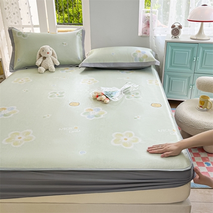 91家纺网 家纺一手货源 找家纺 欧邦 新款数码印花A类冰藤席三件套 床笠款-小熊花朵