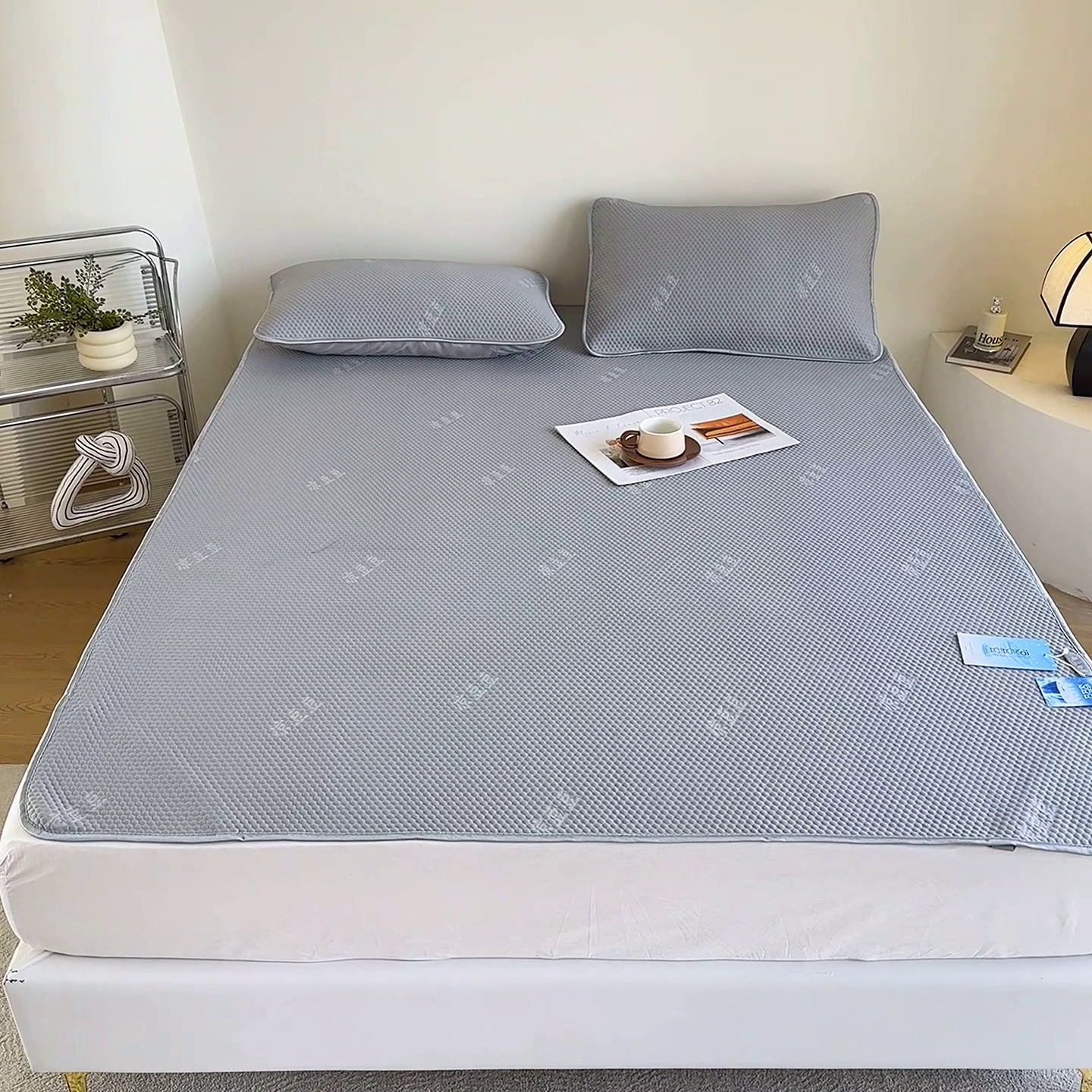 91家纺网 家纺一手货源 找家纺 凉百百 2024春夏新款冰豆豆凉感冰豆豆小米粒席空调席 绅士灰