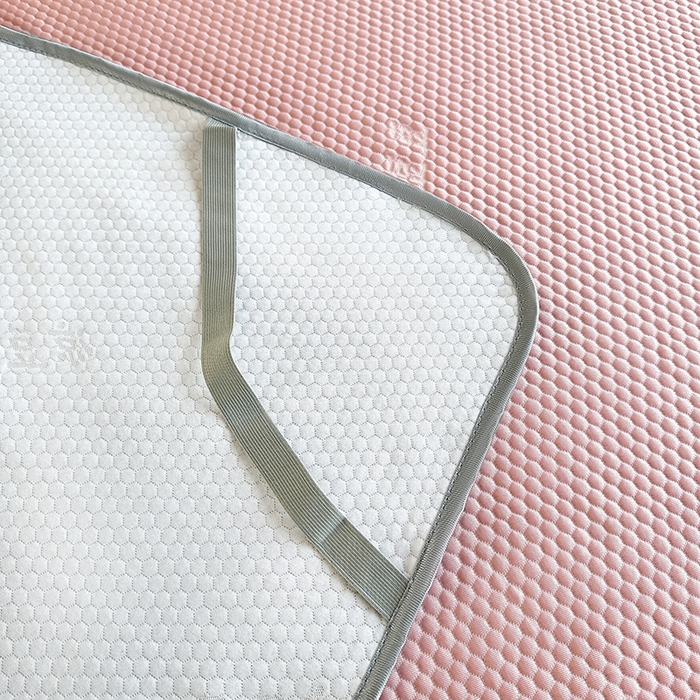 91家纺网 家纺一手货源 找家纺 凉百百 2024春夏新款冰豆豆凉感冰豆豆小米粒席空调席 少女粉