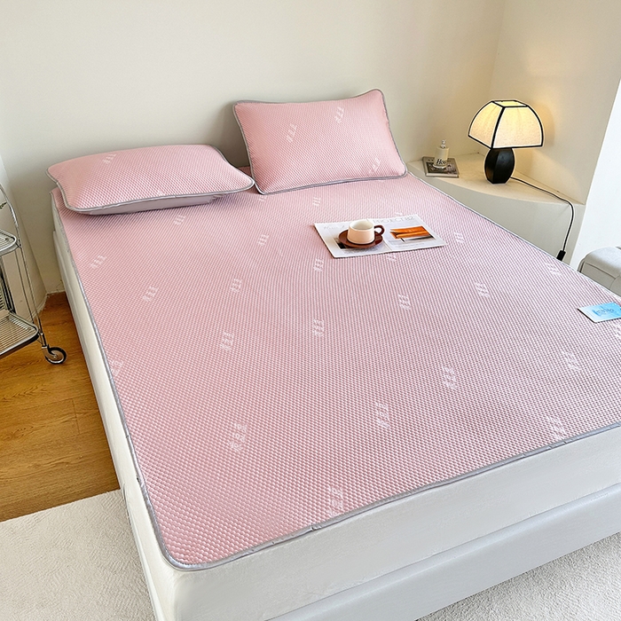 91家纺网 家纺一手货源 找家纺 凉百百 2024春夏新款冰豆豆凉感冰豆豆小米粒席空调席 少女粉