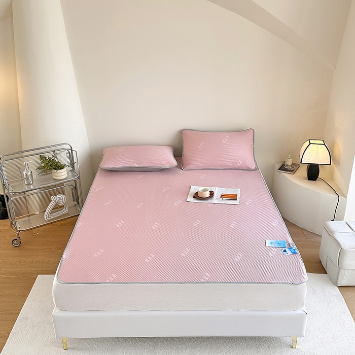 91家纺网 家纺一手货源 找家纺 凉百百 2024春夏新款冰豆豆凉感冰豆豆小米粒席空调席 少女粉