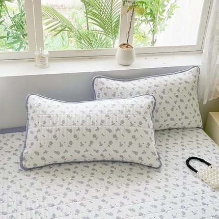 91家纺网 家纺一手货源 找家纺 久云居 2024新款双面全棉双层纱夹棉单枕套 拈花一笑