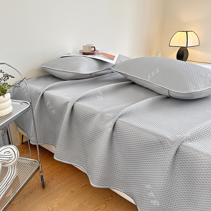 91家纺网 家纺一手货源 找家纺 凉百百 2024春夏新款冰豆豆凉感冰豆豆小米粒席空调席 绅士灰