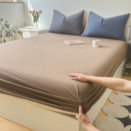 米粒家纺 2024新款纯色磨毛床笠 奶咖