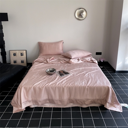 91家纺网 家纺一手货源 找家纺 玉宇阁家居 2024新款60天丝大提花夏被 芷间