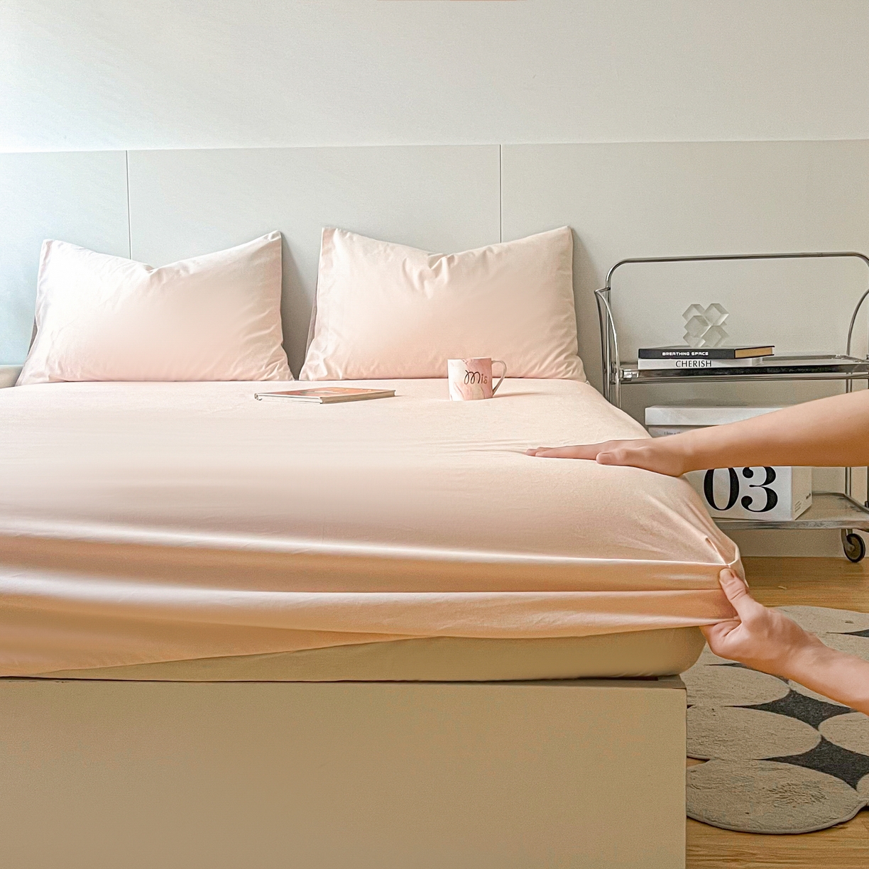 91家纺网 家纺一手货源 找家纺 米粒家纺 2024新款纯色磨毛床笠 粉雨