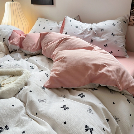 91家纺网 家纺一手货源 找家纺 （总）阿曼达 2024春夏直播新款母婴级泡泡m皱皱纱水洗m印花四件套