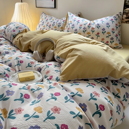 91家纺网 家纺一手货源 找家纺 （总）阿曼达 2024春夏直播新款母婴级泡泡m皱皱纱水洗m印花四件套