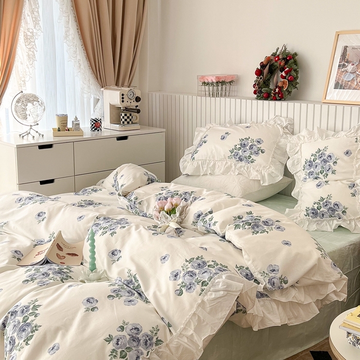 91家纺网 家纺一手货源 找家纺 昔可家纺 2024新款全棉白花边复古花系列四件套 法式蓝玫瑰