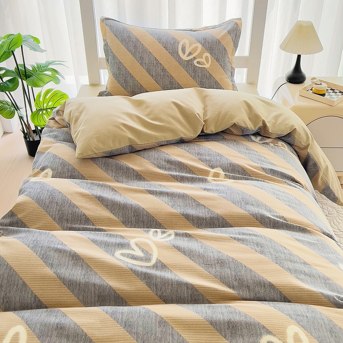 91家纺网 家纺一手货源 找家纺 优品阁 2024新款全棉磨毛学生上下铺三件套 一心一意