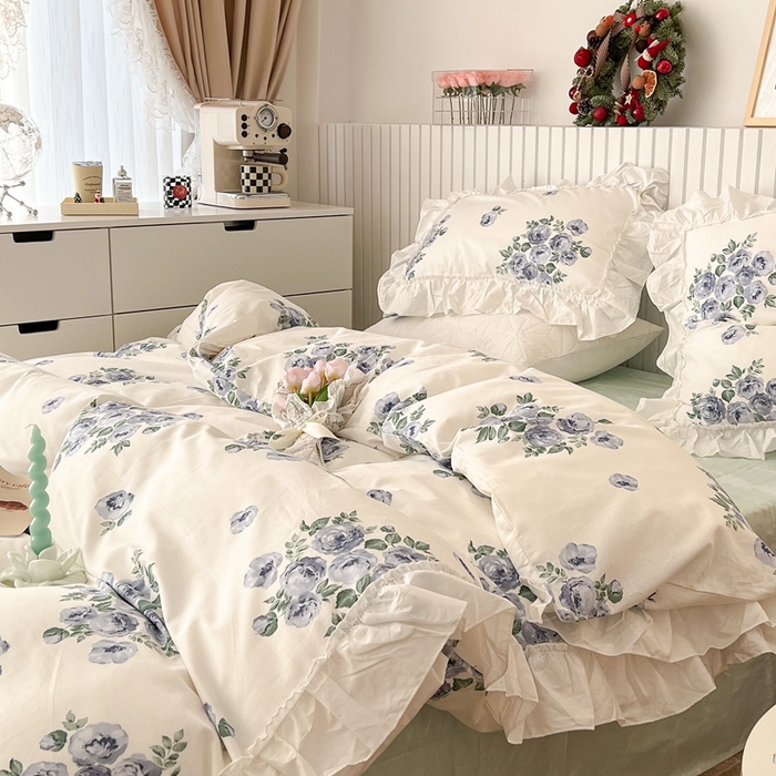 91家纺网 家纺一手货源 找家纺 昔可家纺 2024新款全棉白花边复古花系列四件套 法式蓝玫瑰