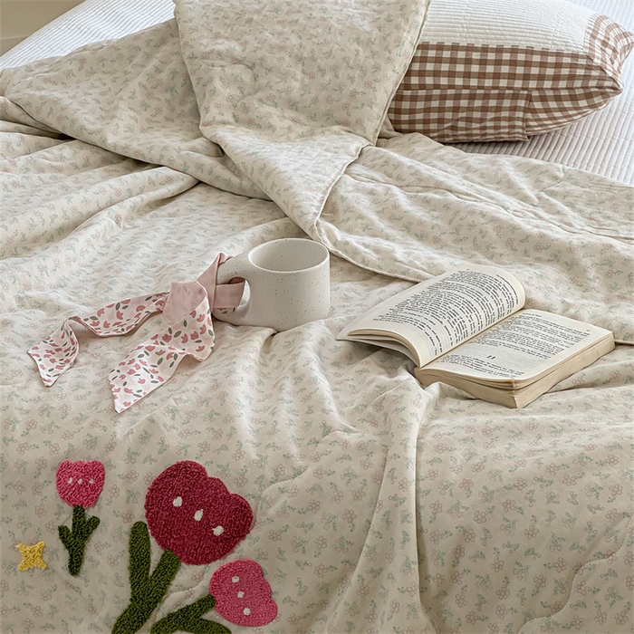 91家纺网 家纺一手货源 找家纺 洋铭区（原狠狠爱） 2024新款双层纱毛巾绣夏被 花花语