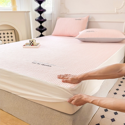 宅部落 2024新款巧克力块PE凉感绣花A类抗菌床笠款凉席 字母粉