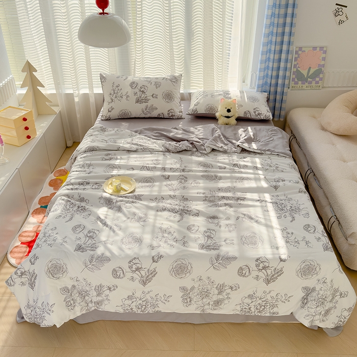 91家纺网 家纺一手货源 找家纺 慕尚家纺 2025新款亲肤泡泡棉卡通印花夏被单品夏被四件套 玫瑰花园