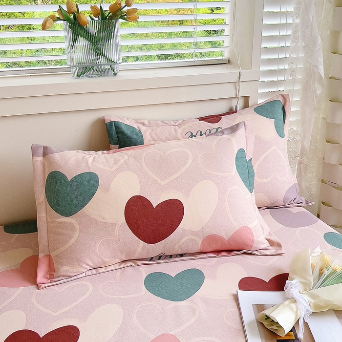 91家纺网 家纺一手货源 找家纺 优品阁 2024新款全棉磨毛四件套单品系列-单枕套 缤纷爱心