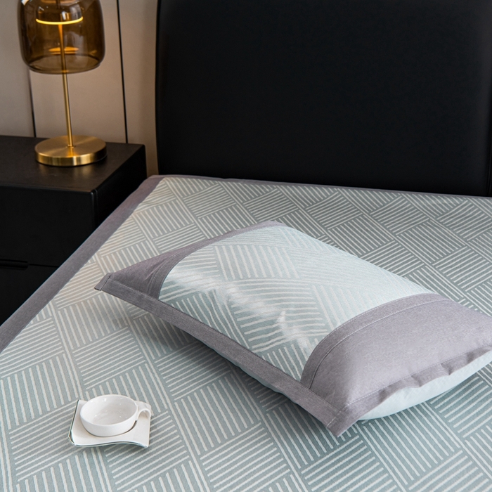 91家纺网 家纺一手货源 找家纺 爱宝被业 2025新款法式冰丝提花刺绣凉席 格调 床单款