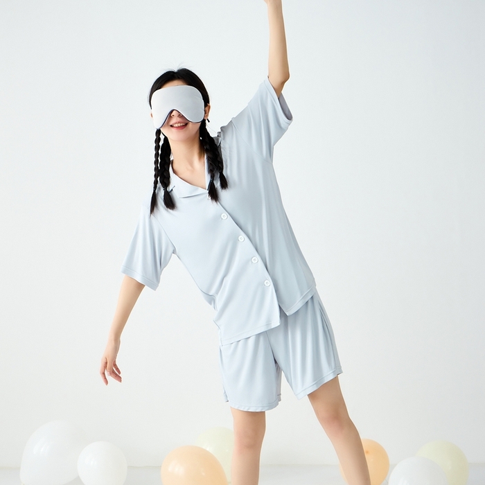 91家纺网 家纺一手货源 找家纺 LADYCOCO可可家居 2025新款凉感家居服 睡衣-灰--短裤款