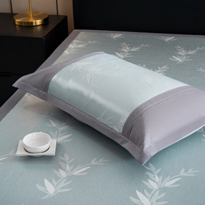 91家纺网 家纺一手货源 找家纺 爱宝被业 2025新款法式冰丝提花刺绣凉席 摇曳 床单款