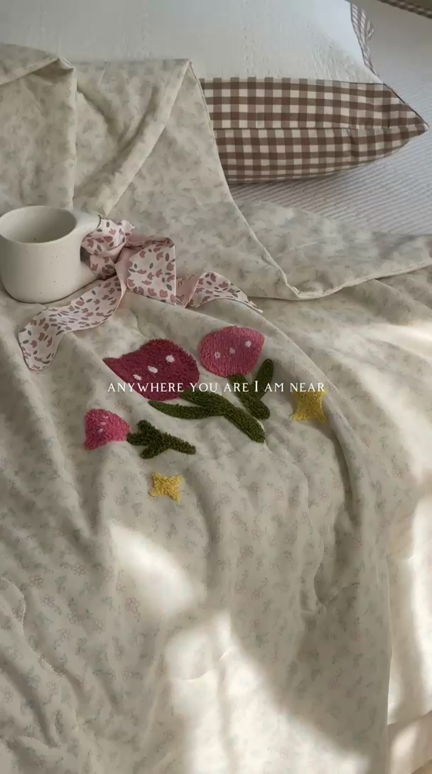 91家纺网 家纺一手货源 找家纺 洋铭区（原狠狠爱） 2024新款双层纱毛巾绣夏被 花花语