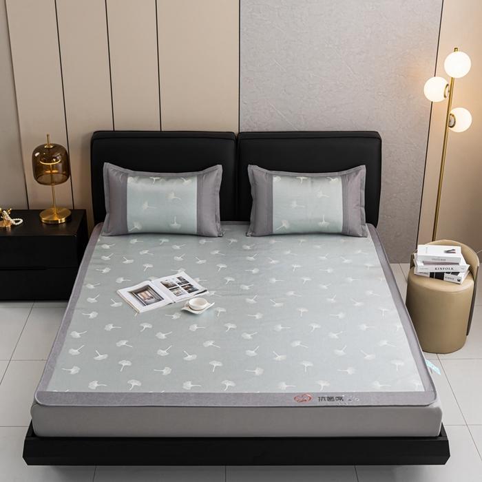 91家纺网 家纺一手货源 找家纺 爱宝被业 2025新款法式冰丝提花刺绣凉席 银杏 床笠款