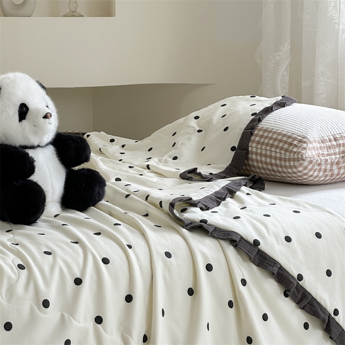 91家纺网 家纺一手货源 找家纺 （总）洋铭区（原狠狠爱） 2024新款皱皱花边全棉夏被