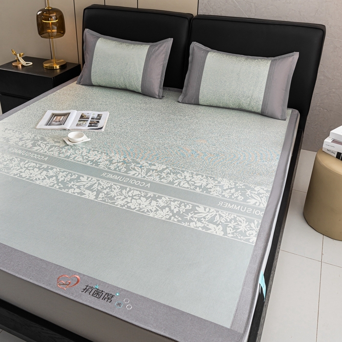 91家纺网 家纺一手货源 找家纺 爱宝被业 2025新款法式冰丝提花刺绣凉席 花漾 床笠款