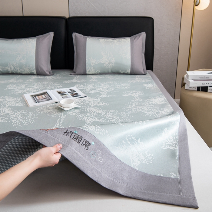 91家纺网 家纺一手货源 找家纺 爱宝被业 2025新款法式冰丝提花刺绣凉席 密林 床单款