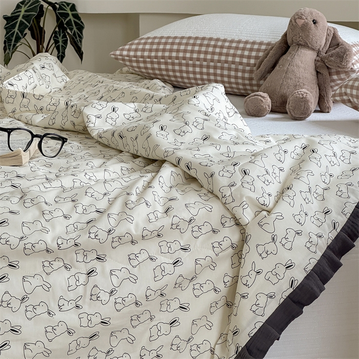 91家纺网 家纺一手货源 找家纺 洋铭区（原狠狠爱） 2024新款皱皱花边全棉夏被 糖果兔